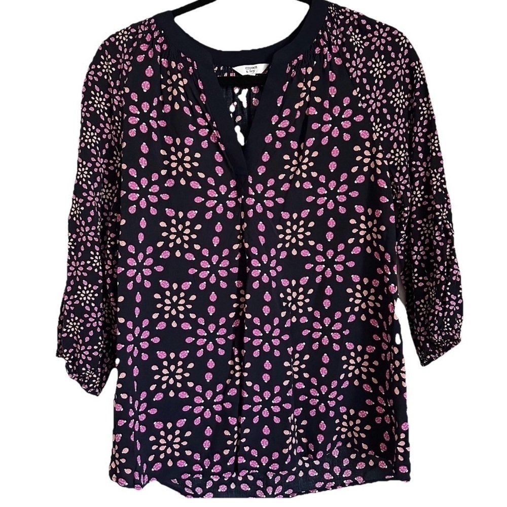 Crown & Ivy Womens Lady Bug Popover V-Neck Top Peasant Preppy Sz S Dark Floral
